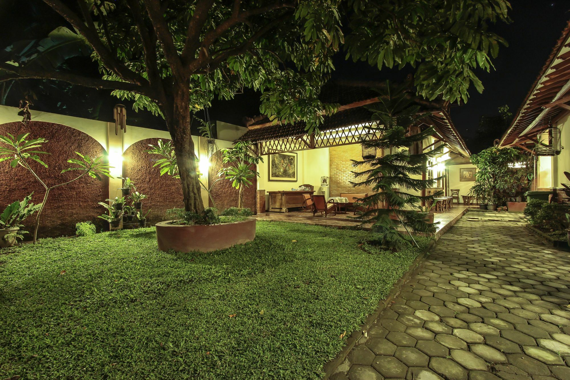 יוגיאקרטה Griya Langen Guesthouse מראה חיצוני תמונה
